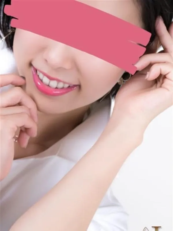 五反田・目黒のundefinedで働く山本英玲奈 - カクブツ 五反田・目黒のundefinedで働く山本英玲奈 - カクブツ