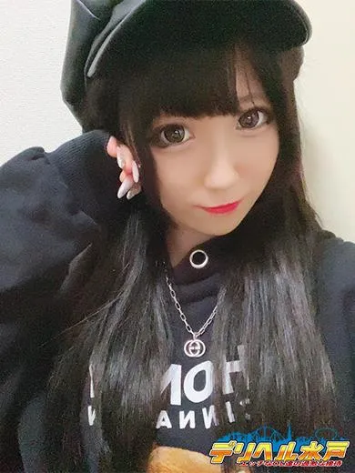 水戸のデリヘル水戸で働くかえで アイドル級の神ルックス！ - カクブツ