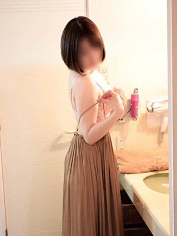奈良市のこまっちゃうな奈良(Komachauna Nara)で働く快楽主義者❤　ひなの様 - カクブツ