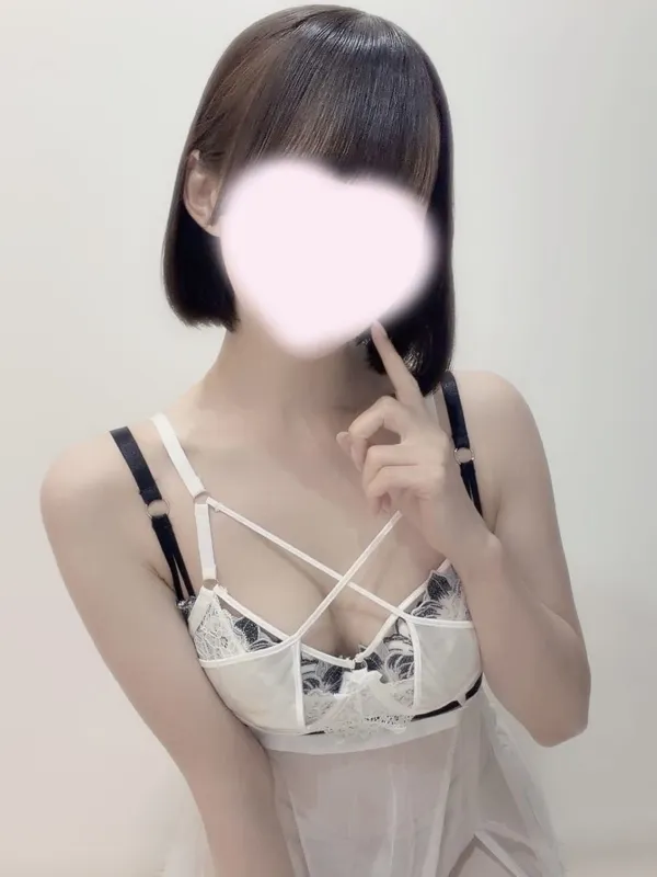 博多のFeerique〜フェリーク〜で働く♡ななみ♡ - カクブツ