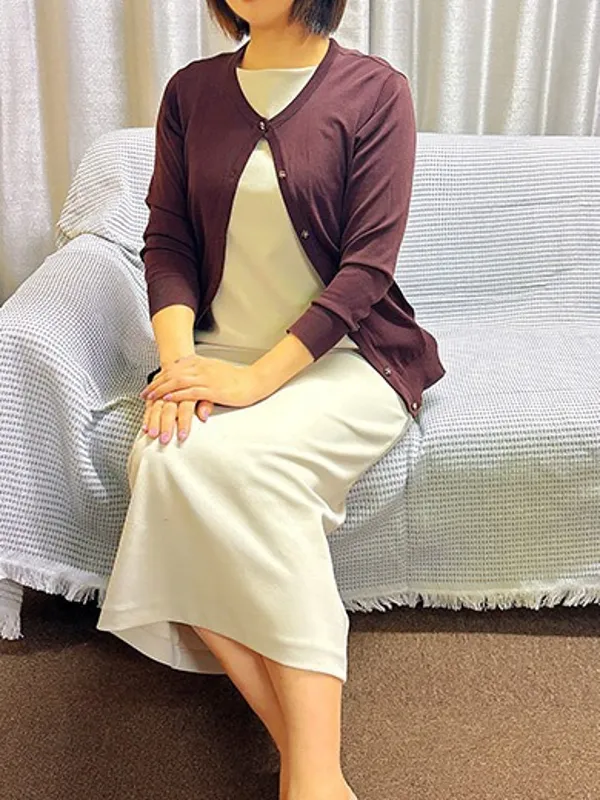 新大阪 西中島の人妻百花で働く小杉ちなつ - カクブツ