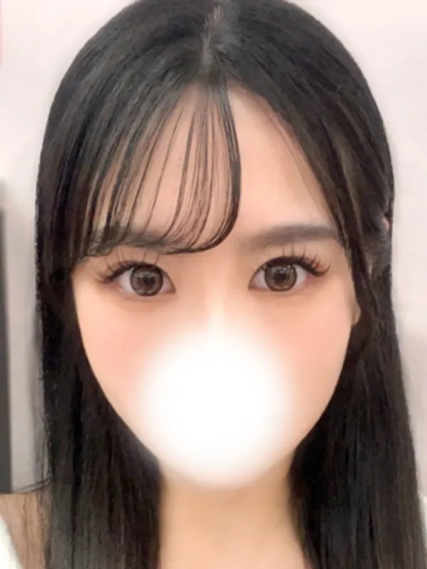千葉・栄町のZEROで働くゆめ - カクブツ
