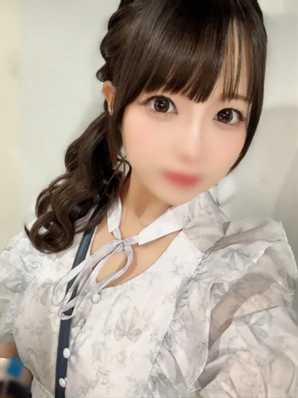 新大久保・高田馬場のウルトラドリームで働くりお - カクブツ