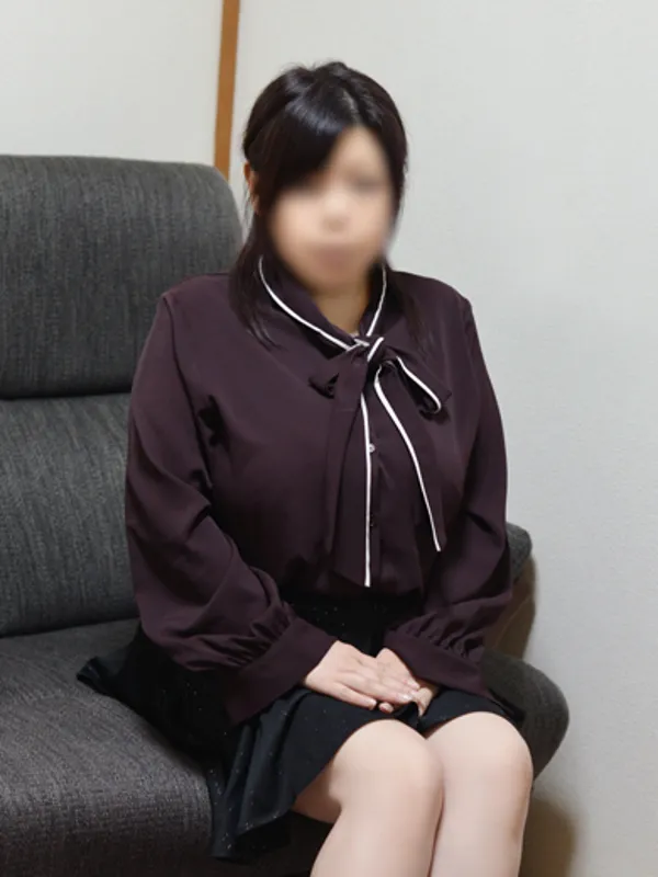 博多の30代40代50代と遊ぶなら博多人妻専科24時で働く綾瀬 萌華 - カクブツ