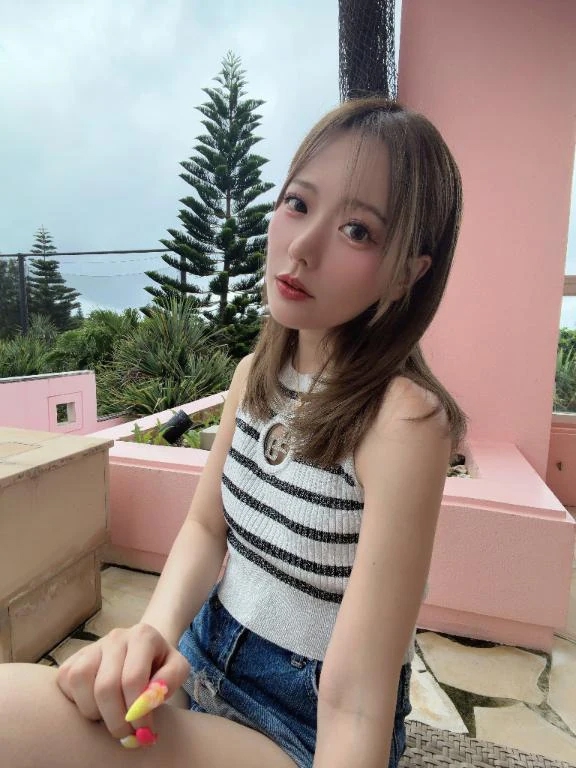 女の子画像